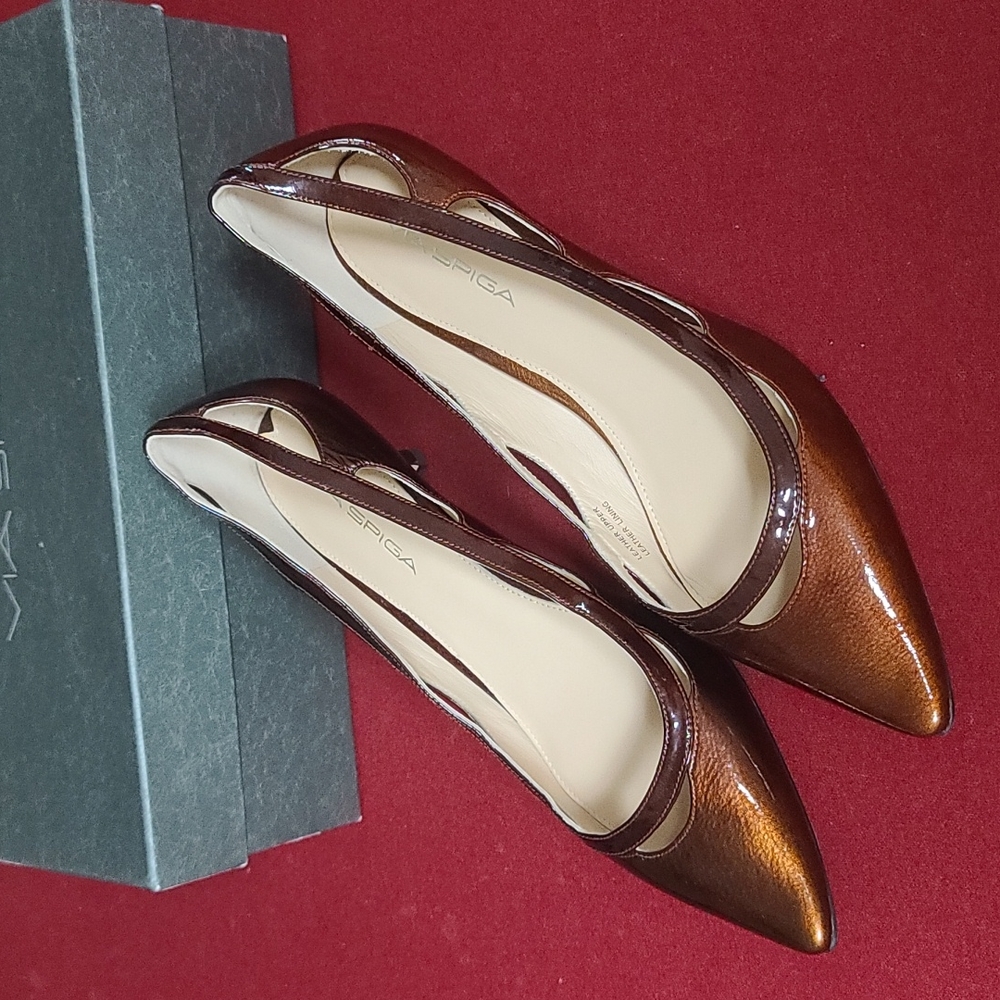 NIB ✅VIA SPIGA Digby Patent Leather Kitten Heel Shoes 8.5M ✨ New in Original box